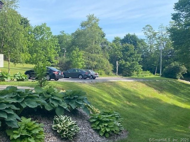 5 Brook Front Ln #5, Pomfret Center, CT 06259