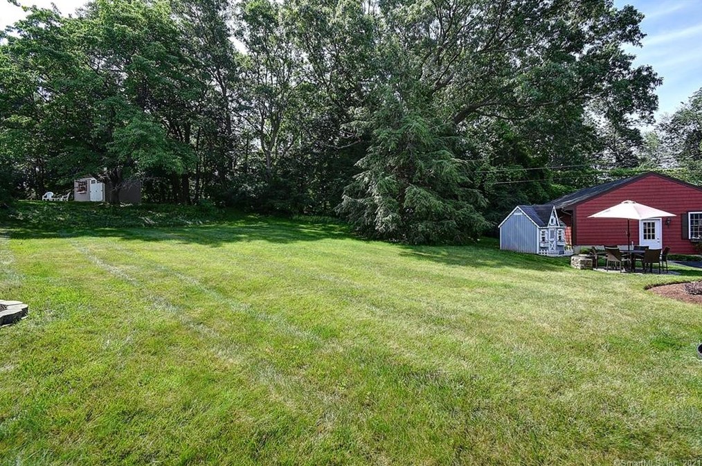 931 Prospect St, Hartford CT  06109-3547 exterior