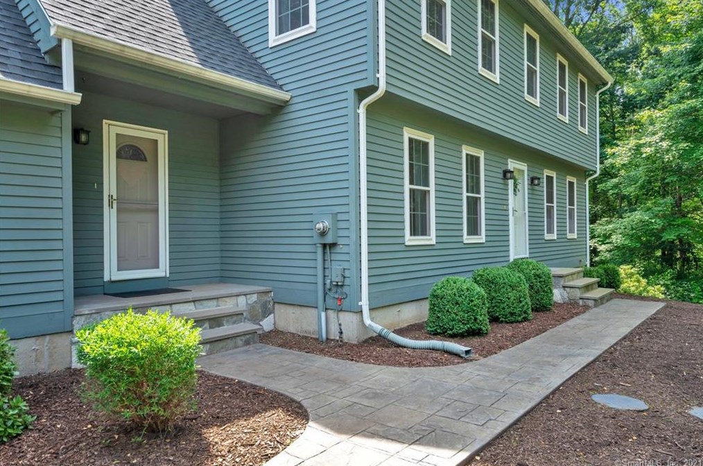 127 Joel Dr, Hebron, CT 06248