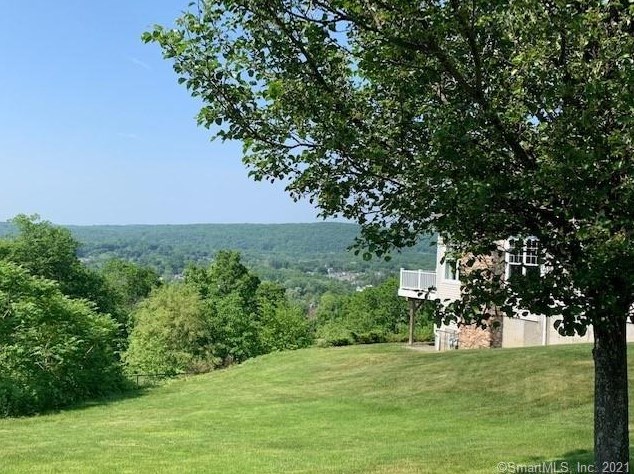 6 Great Hill Dr #97, Bethel, CT 06801