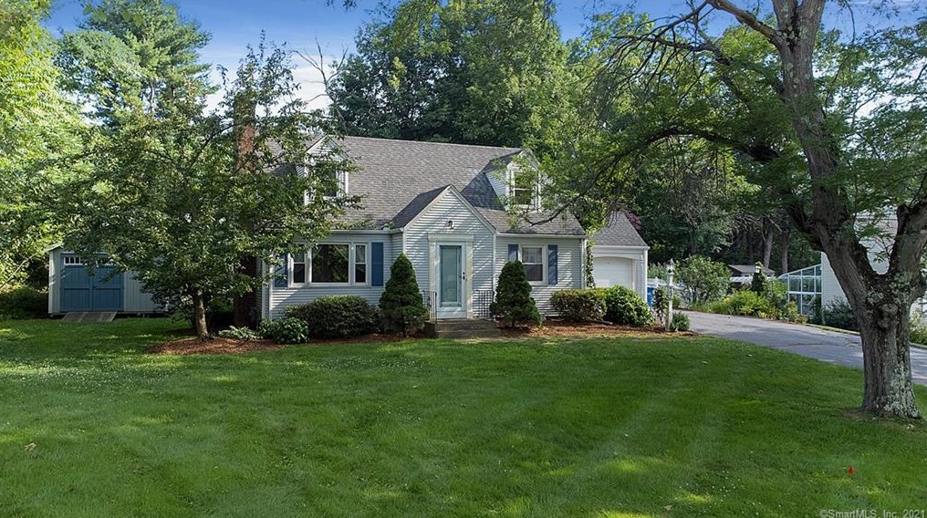 236 Hubbard St, Glastonbury, CT 06033