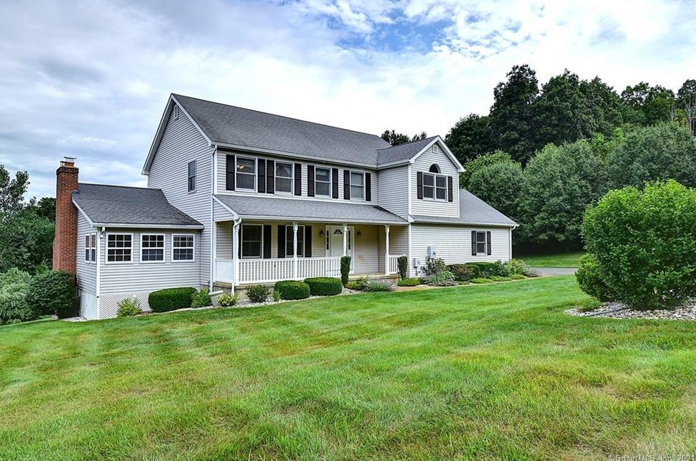 95 Sandy Dr, Tolland, CT 06084-3121
