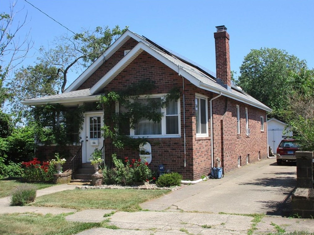 36 Monahan Pl, New Haven, CT 06516-5114