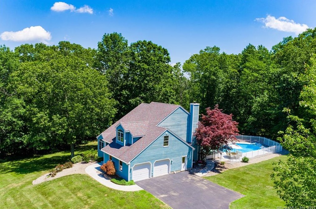 124 Bunker Hill Rd, Andover, CT 06232