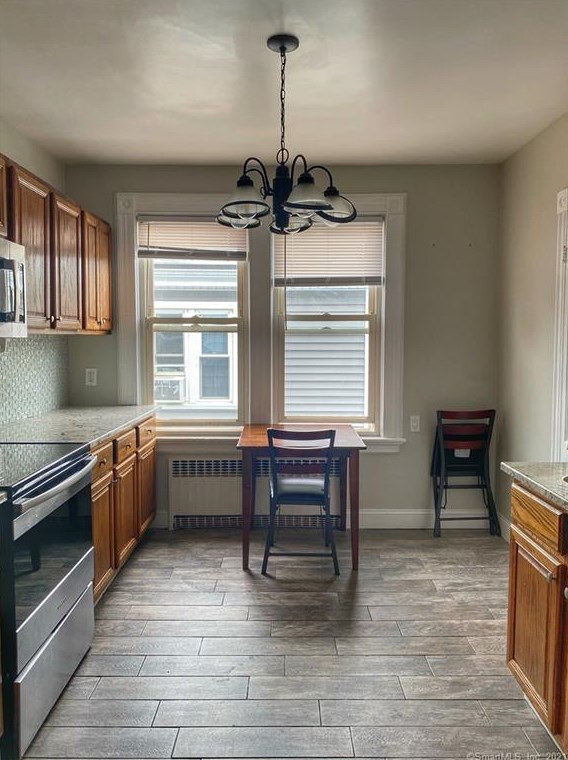 14 N Water St, Greenwich, CT 06830