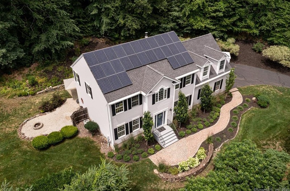 22 Cesca Ln, Durham, CT 06422