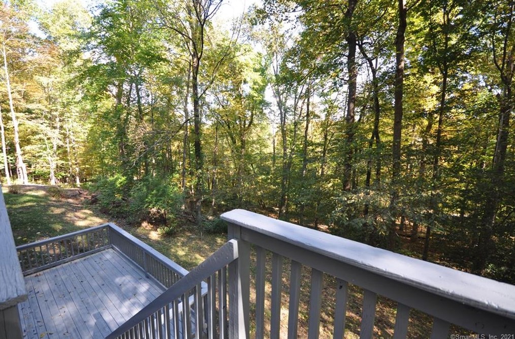70 Nutmeg Ridge, Ridgefield, CT 06877