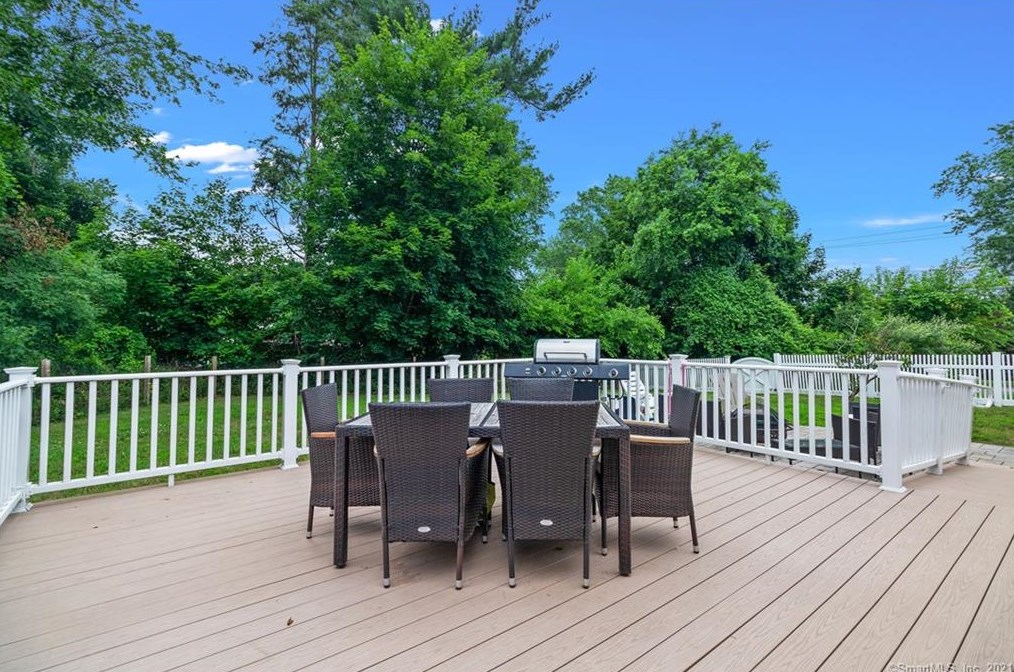 2028 Hartford Turnpike, North Haven, CT 06473