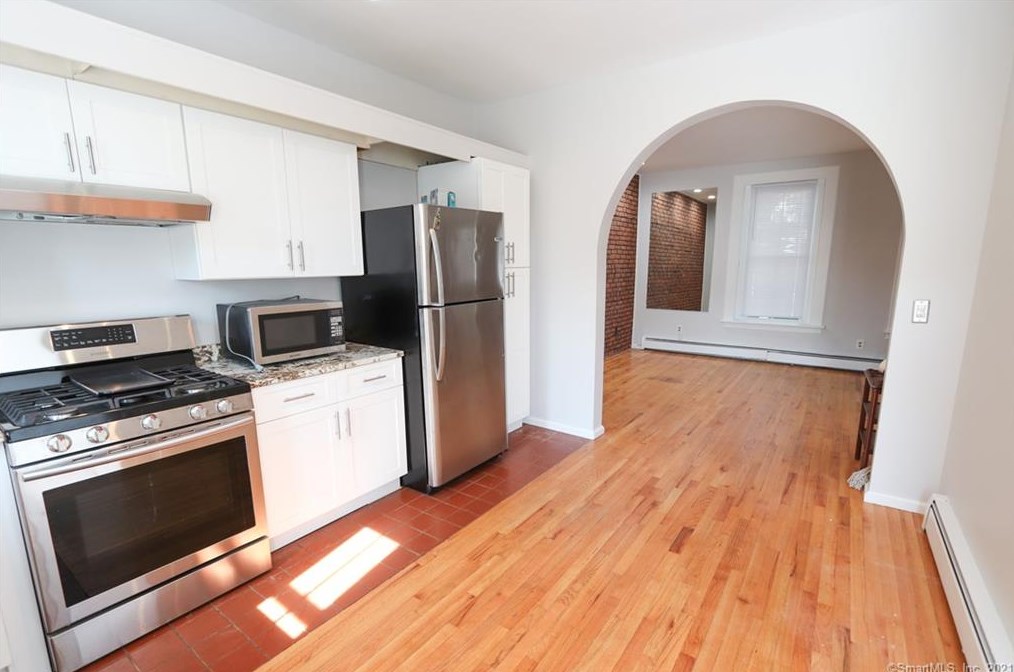 182 Chestnut St #1, New Haven, CT 06511