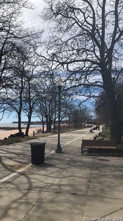 375 Captain Thomas Blvd, New Haven CT  06516-5854 exterior