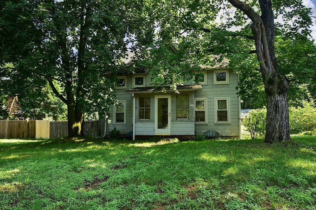 31 Sadds Mill Rd, Ellington, CT 06029