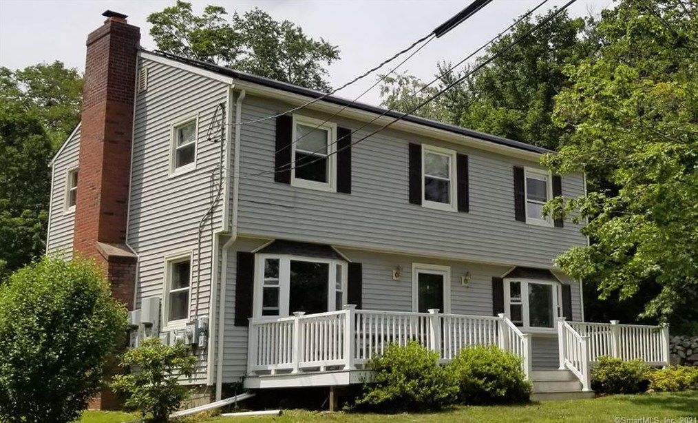 196 Center St, West Hartland, CT 06091