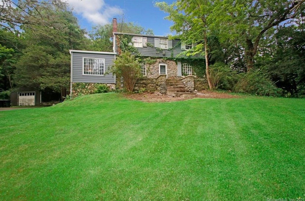 55 Mountain Rd, Wilton, CT 06897