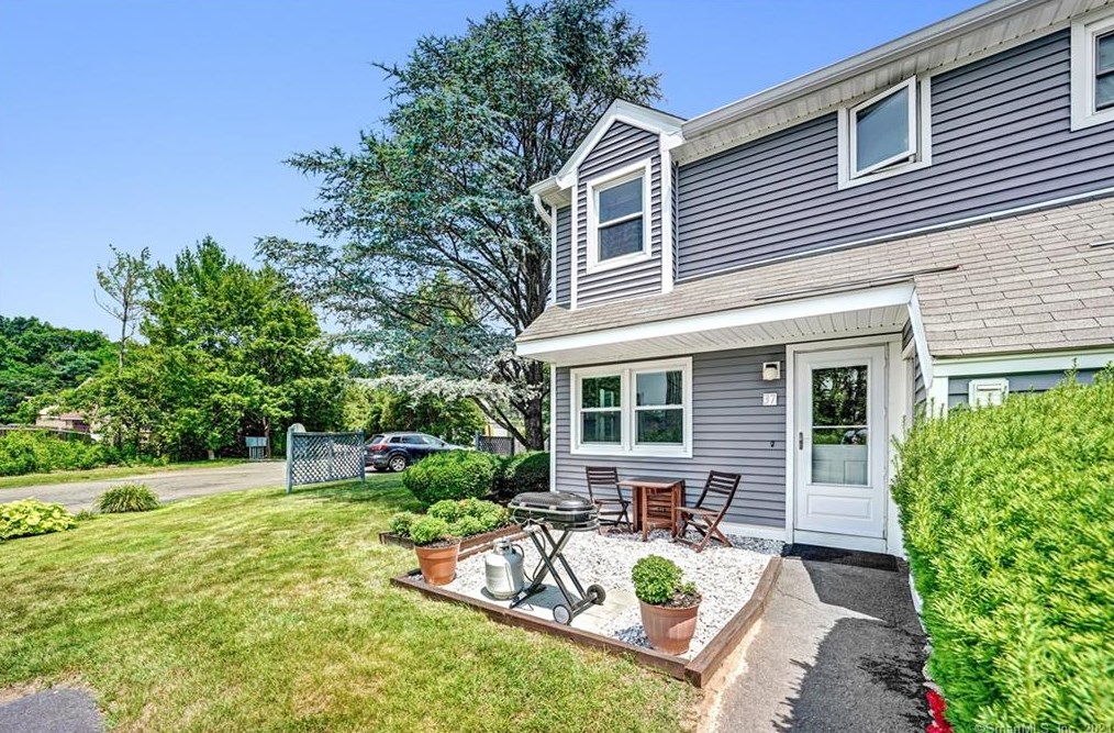 211 E Main St #37, Branford, CT 06405