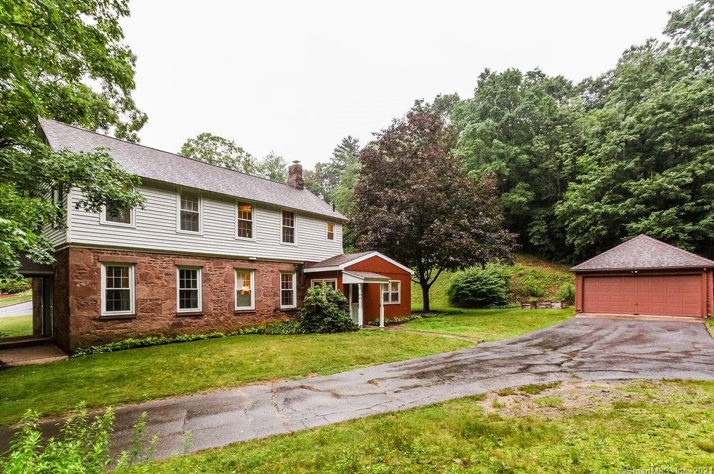 8 Firetown Rd, Simsbury, CT 06070