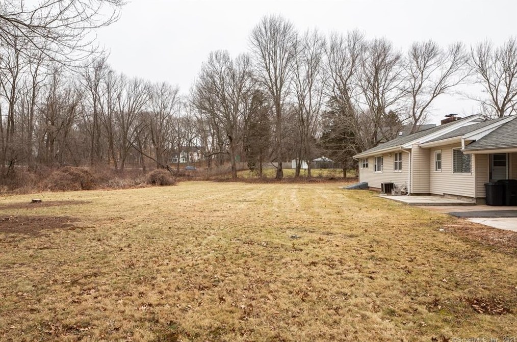 42 Marlen Dr, North Haven, CT 06473