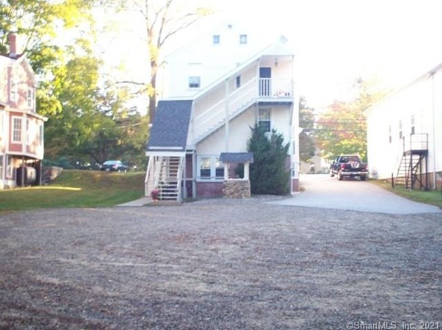 232 S Main St, Colchester, CT 06415