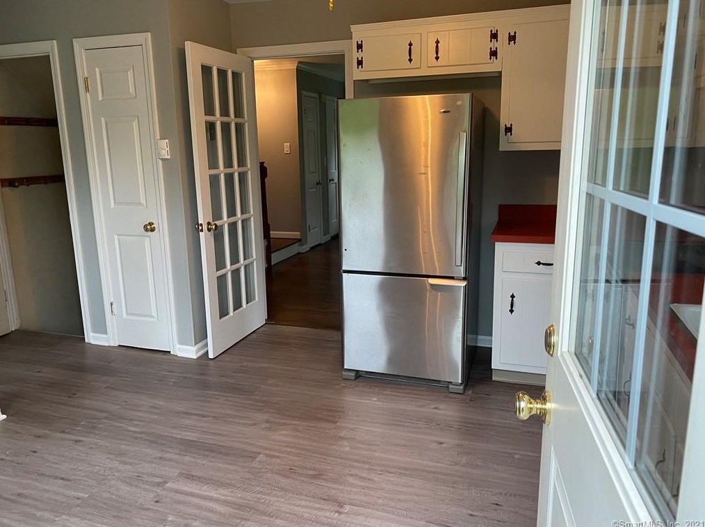 89 West Ln #1, Ridgefield, CT 06877