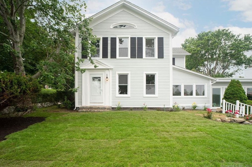121 Middle Beach Rd, Madison, CT 06443