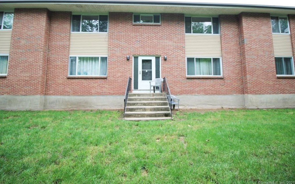 1658 Farmington Ave #5, Unionville, CT 06085