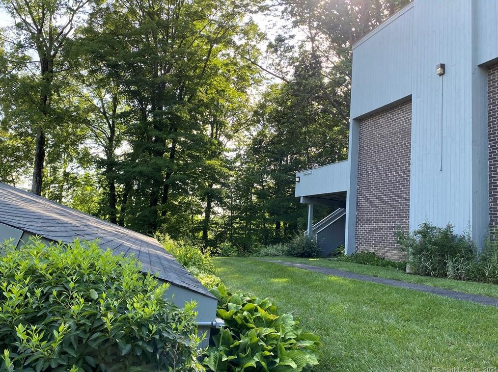 8 Sugar Maple Ln #8, Ridgefield, CT 06877