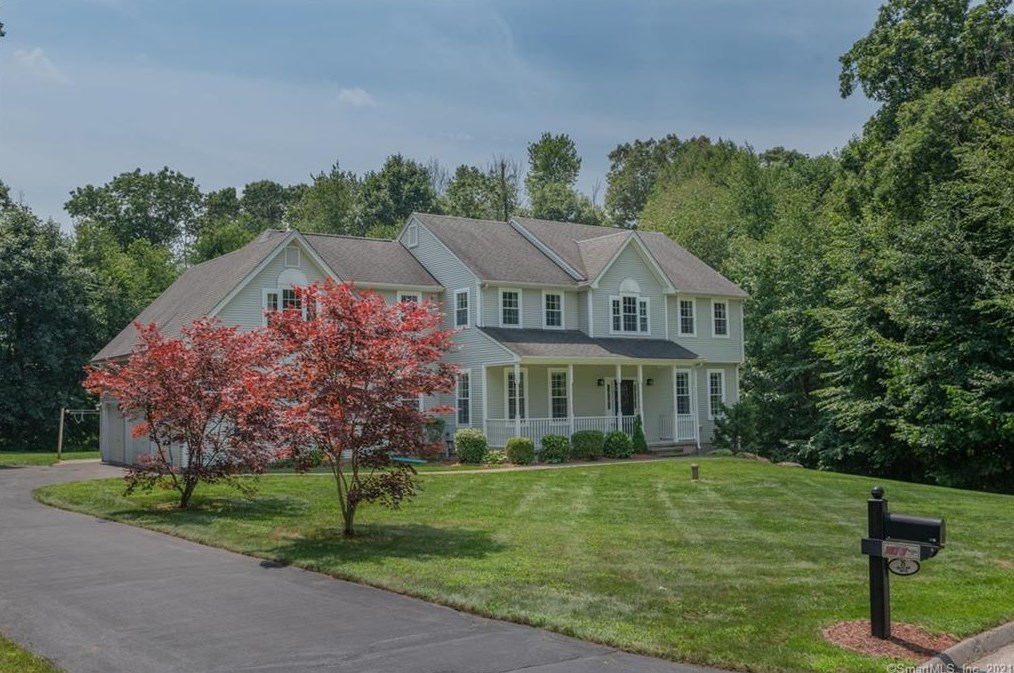 8 White Oak Drive, Colchester, CT 06415