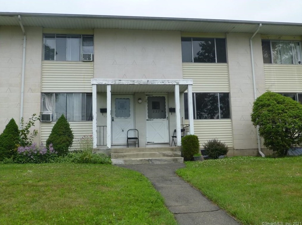 327 S Elm St #327, Wallingford, CT 06492