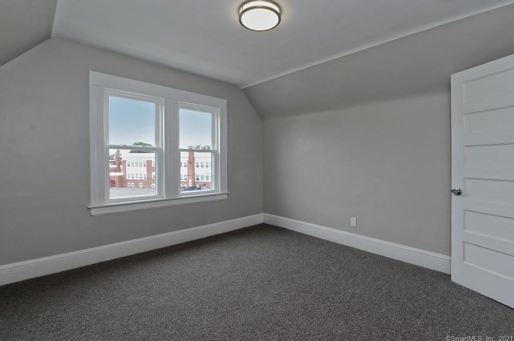 65 Burritt Ave, Stratford CT  06615-5657 exterior