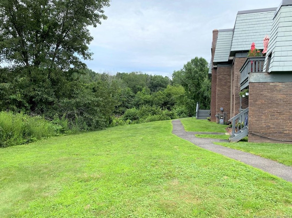 111 Trolley Crossing #111, Middletown, CT 06457