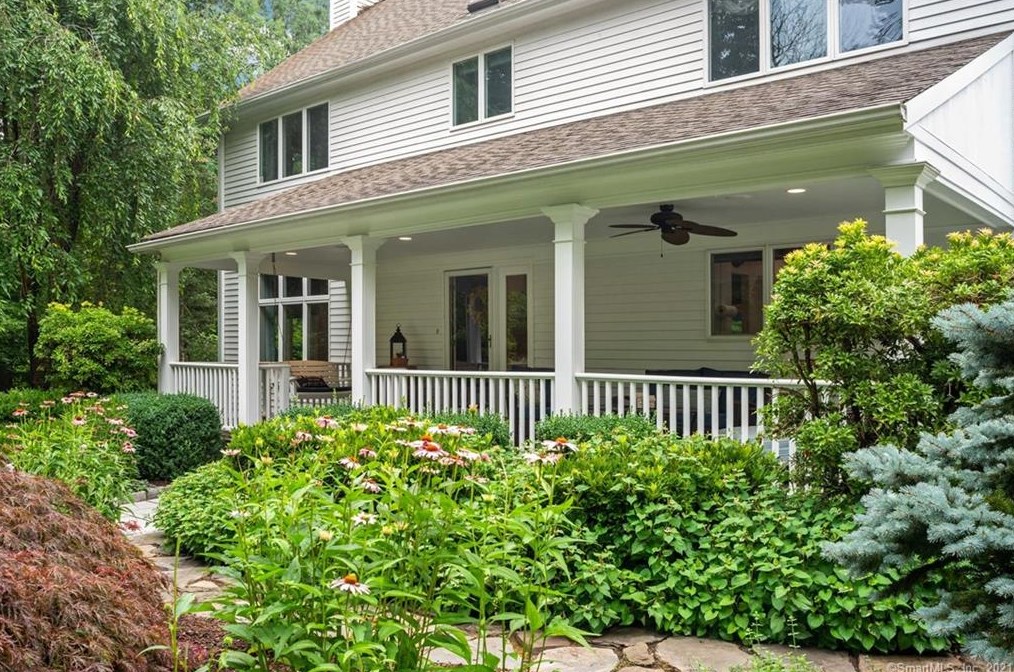 9 Maltbie Rd, Newtown, CT 06470-2541
