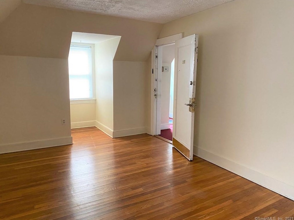 512 Townsend Ave #3r, New Haven, CT 06512