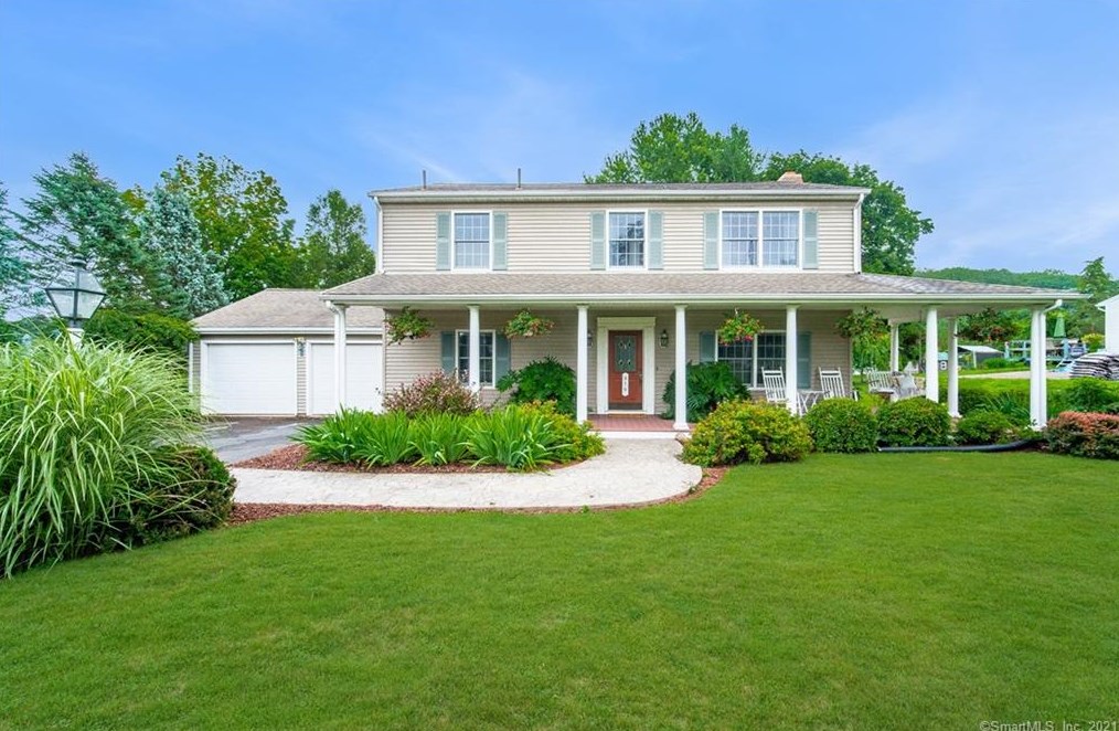 816 Laurel Grove Rd, Middletown, CT 06457