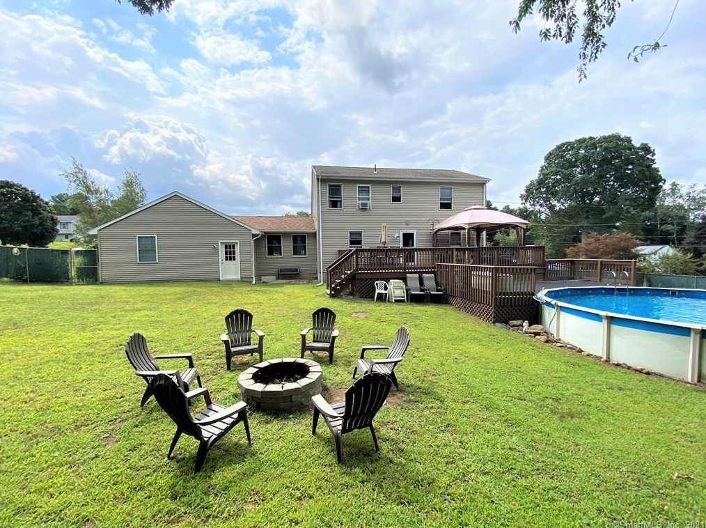 196 Dara Dr, Colchester, CT 06415