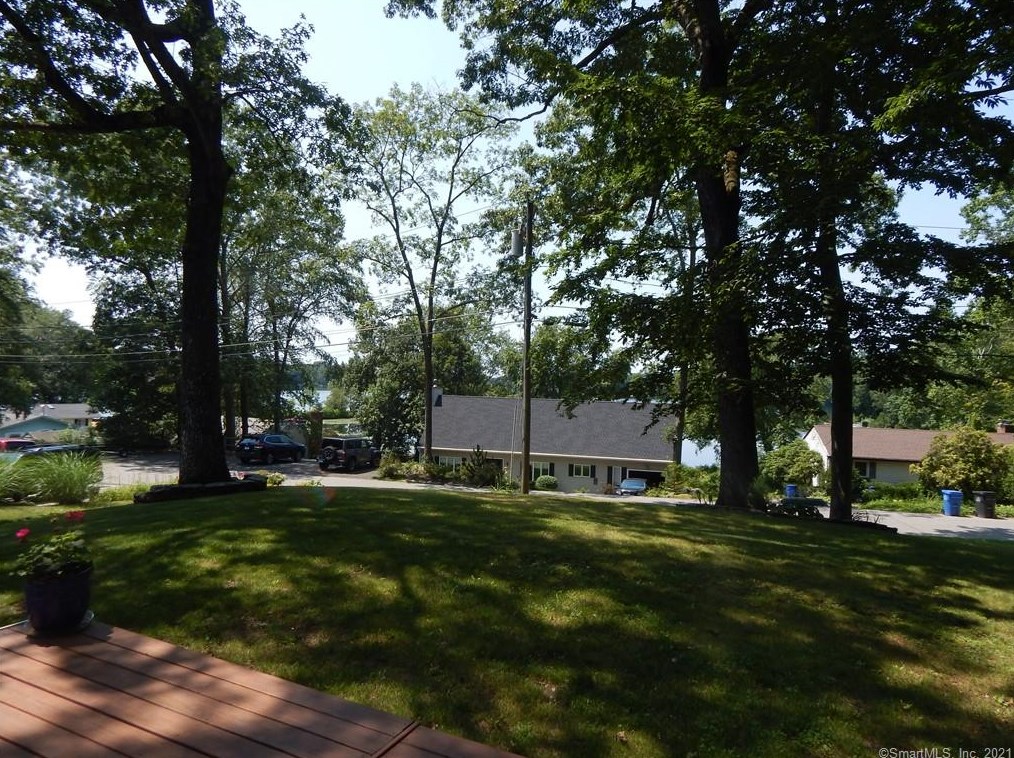 273 Deepwood Dr, Exeter, CT 06249