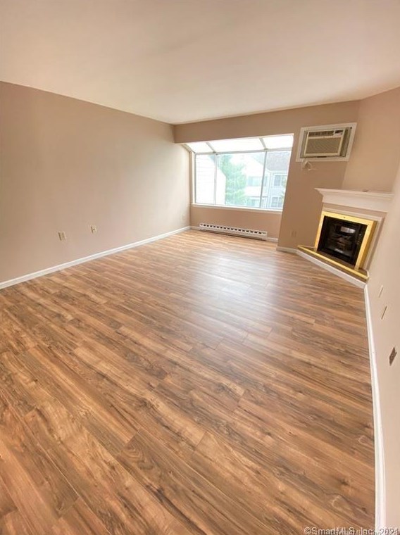 55 Mill Plain Rd #30-16, Danbury, CT 06811