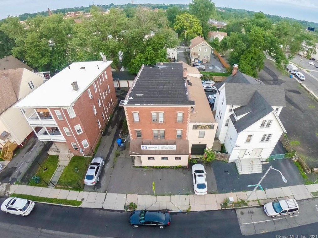 118 New Park Ave, Hartford, CT 06106-2125