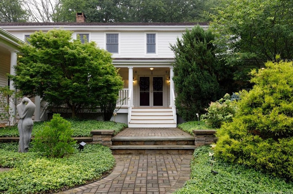 647 Westchester Rd, Colchester, CT 06415