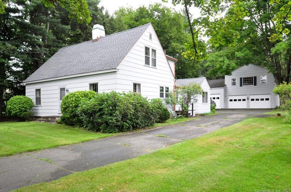 228 Salmon Brook St, Granby, CT 06035