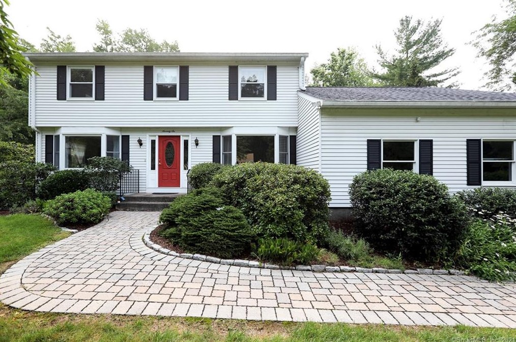 76 Winthrop Rd, Windsor, CT 06095