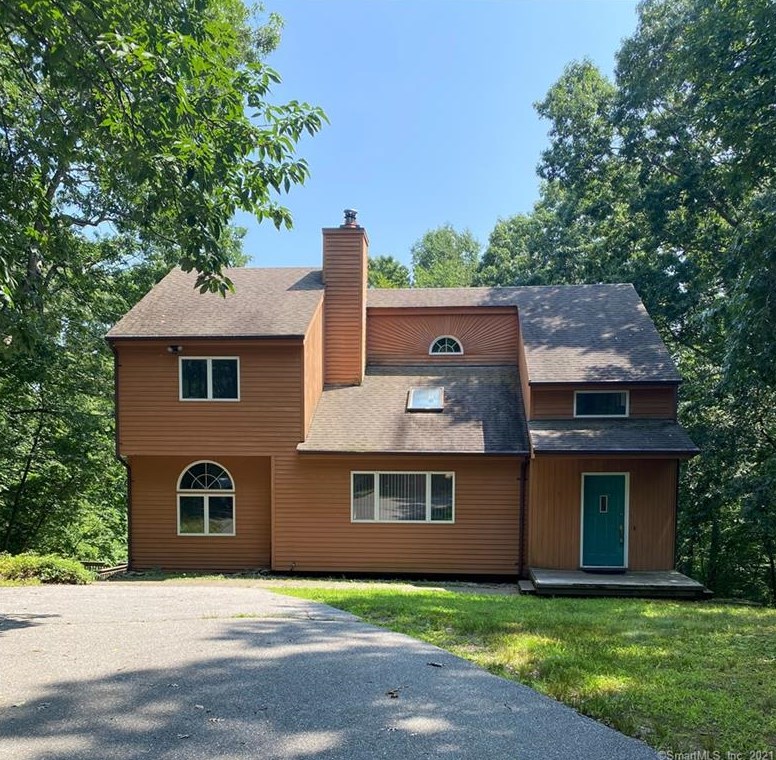 50 Chittenden Rd, Deep River, CT 06419