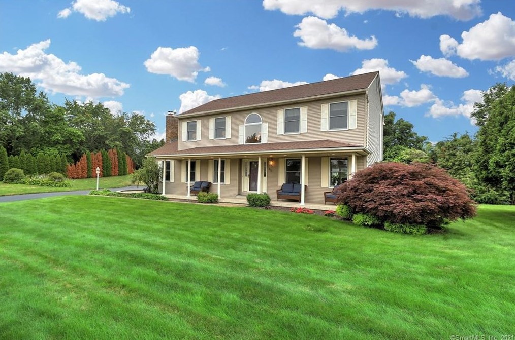 40 Heather Ln, Southington, CT 06489