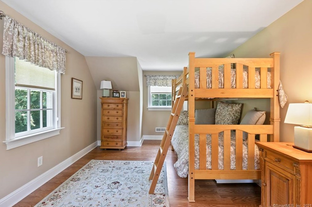 9 Gallows Hill Road Ext, West Redding CT  06896-1403 exterior