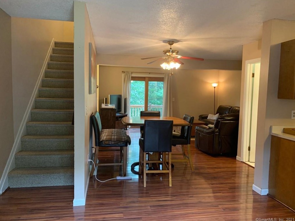 204 New Haven Ave Unit 6i, Derby, CT