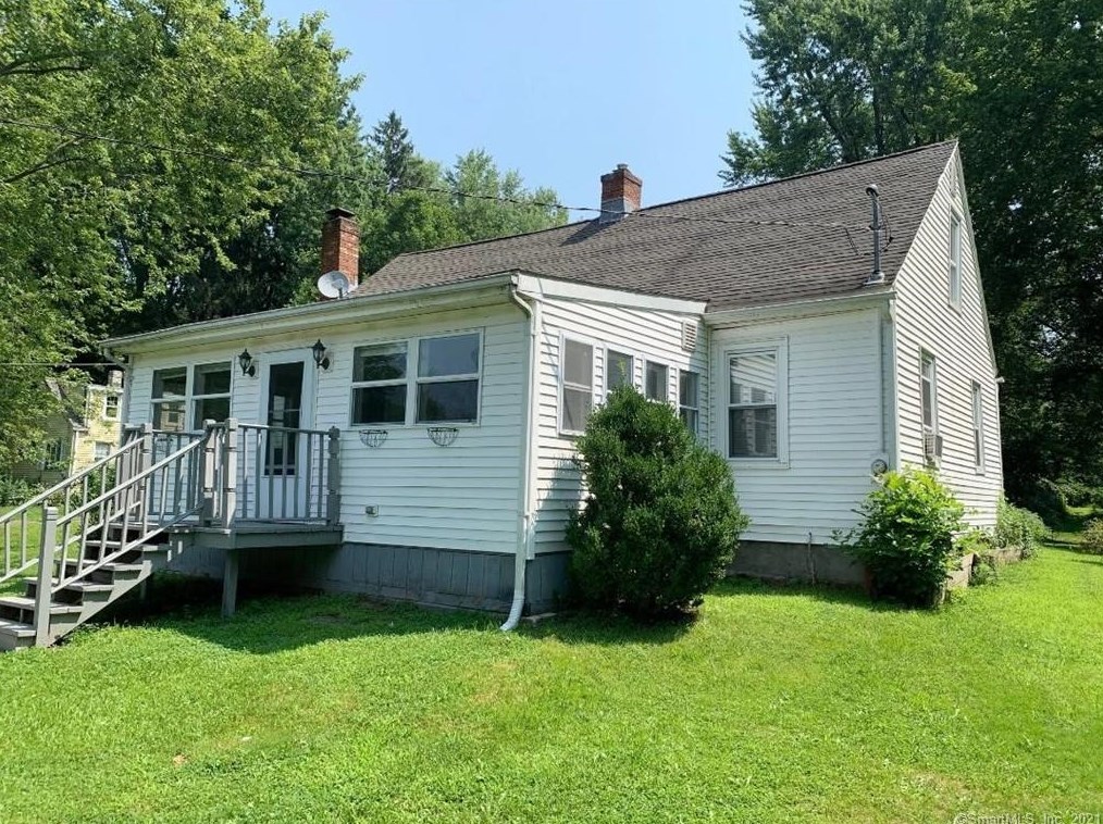 136 S Water St, East Windsor, CT 06088