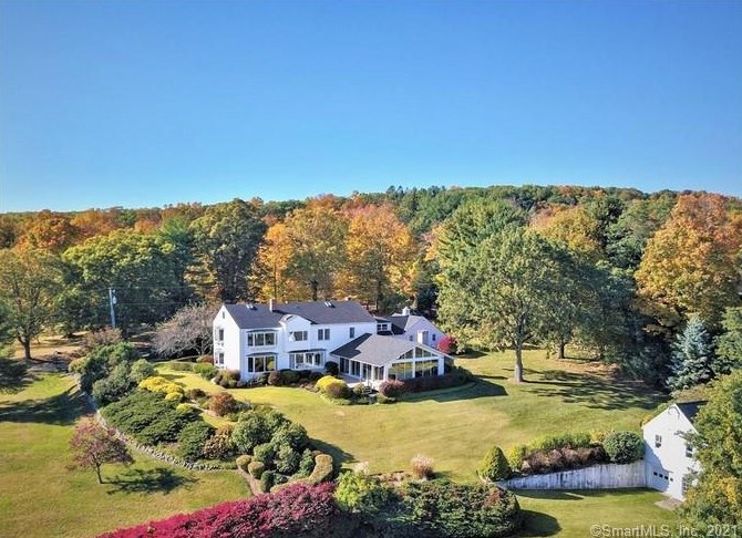 168 Westledge Rd, Simsbury, CT 06092
