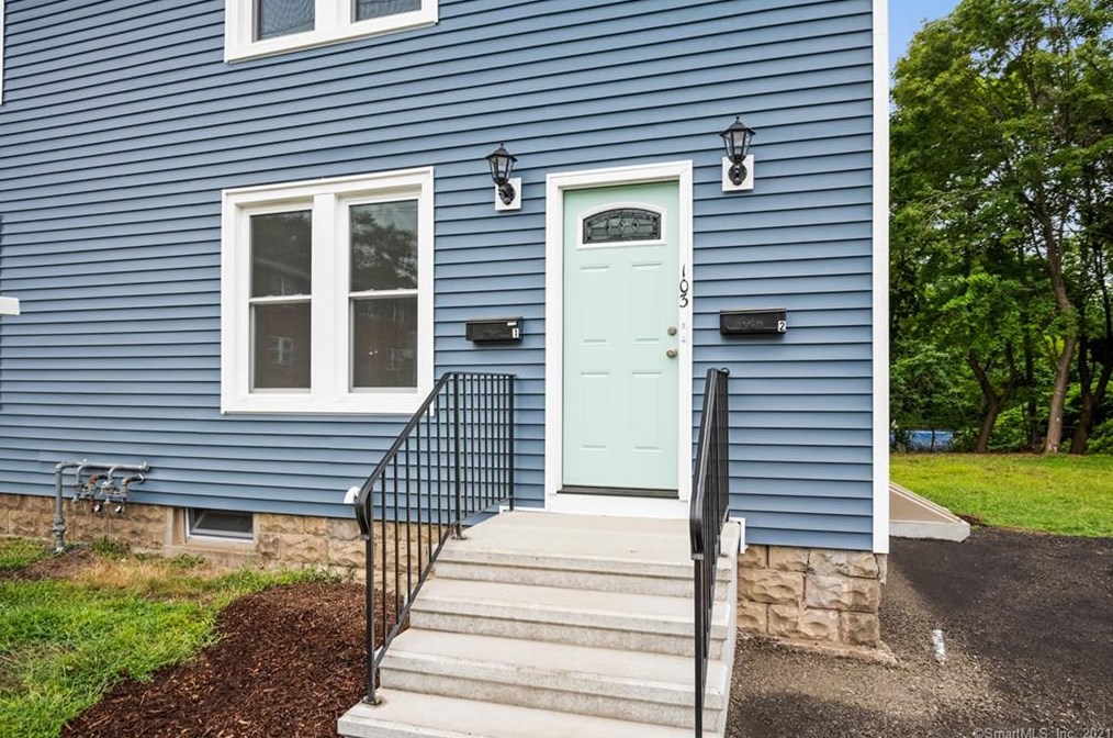 103 W Easton St, New Haven, CT 06514