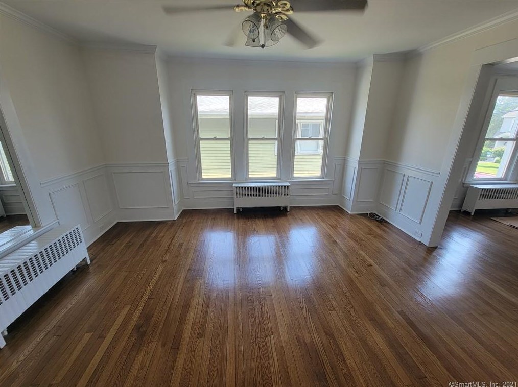128 Walnut St #1f, Union City, CT 06770
