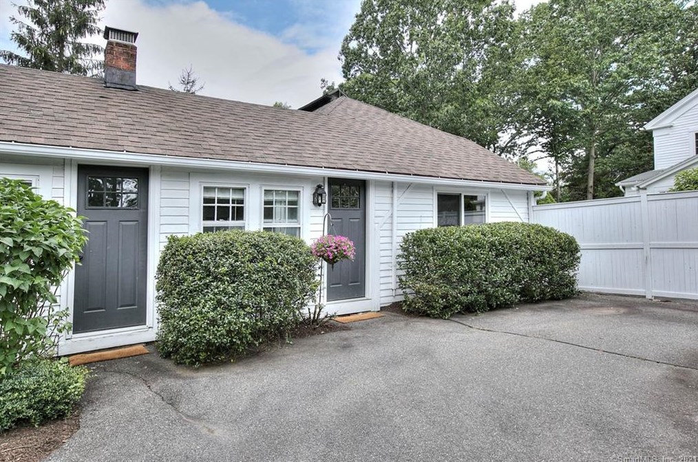 77 North Ave, Westport, CT 06880