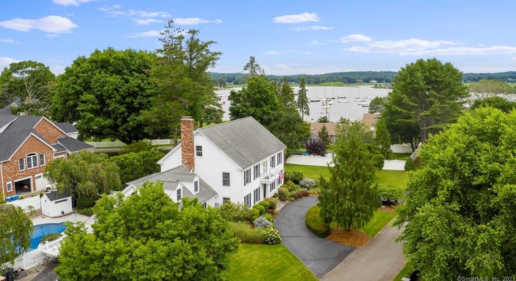 88 Cove Rd, Fenwick, CT 06475-2930