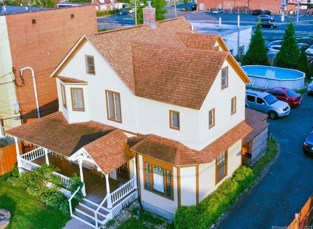 13 Chapman St, Hartford, CT 06108-2102